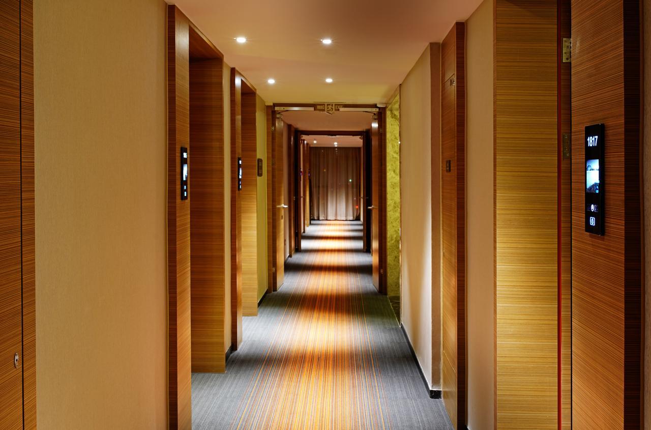 Hampton By Hilton Beihai Bagian luar foto